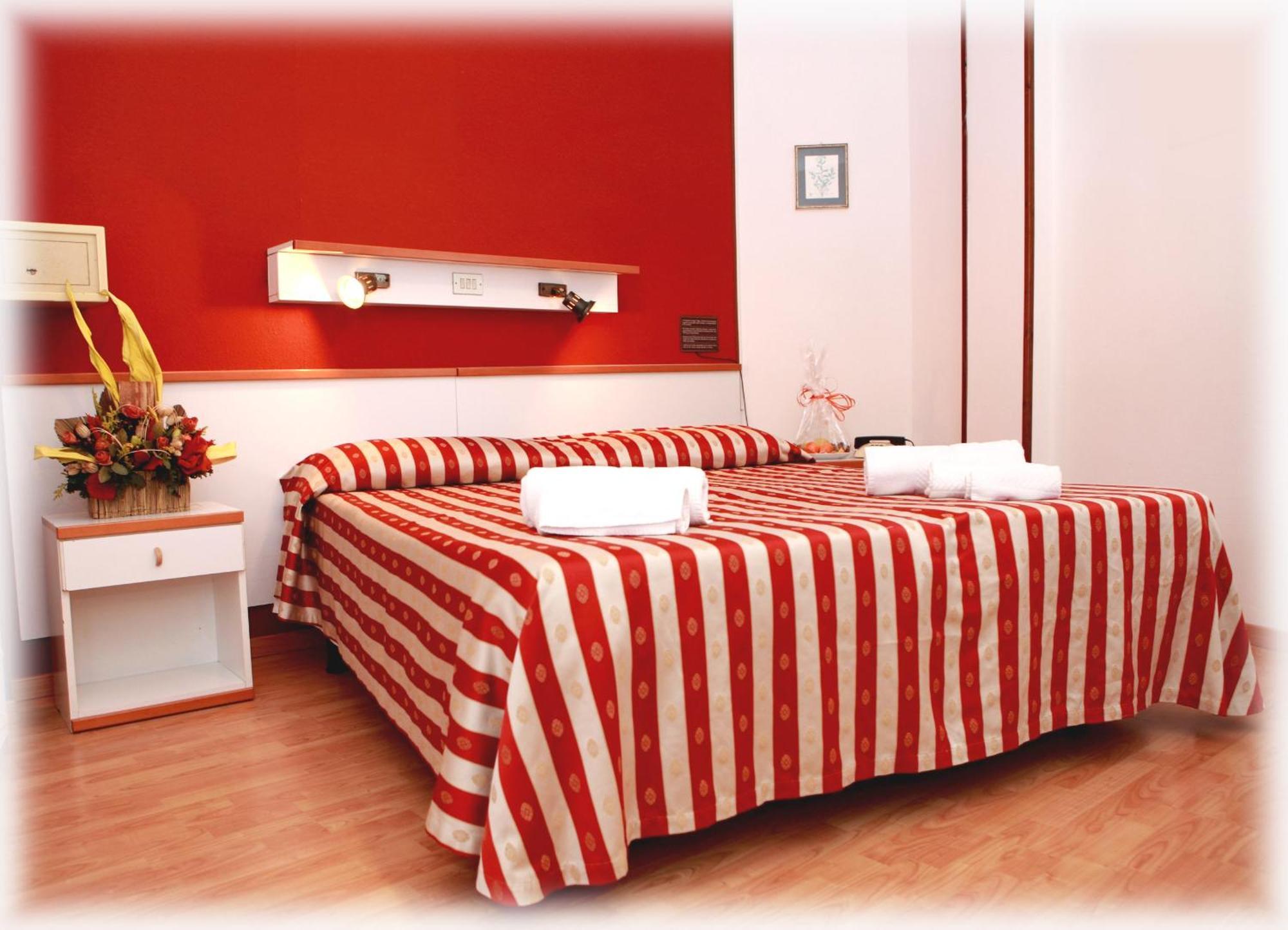 לידו די ג'סולו Hotel American מראה חיצוני תמונה