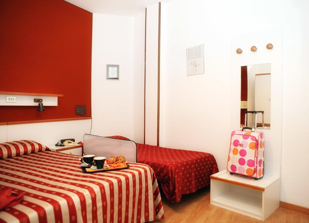 לידו די ג'סולו Hotel American מראה חיצוני תמונה